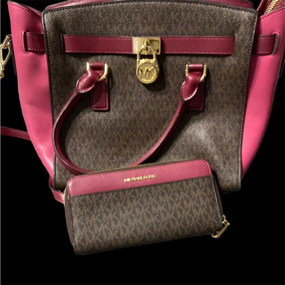 Michael Kors bag and wallet